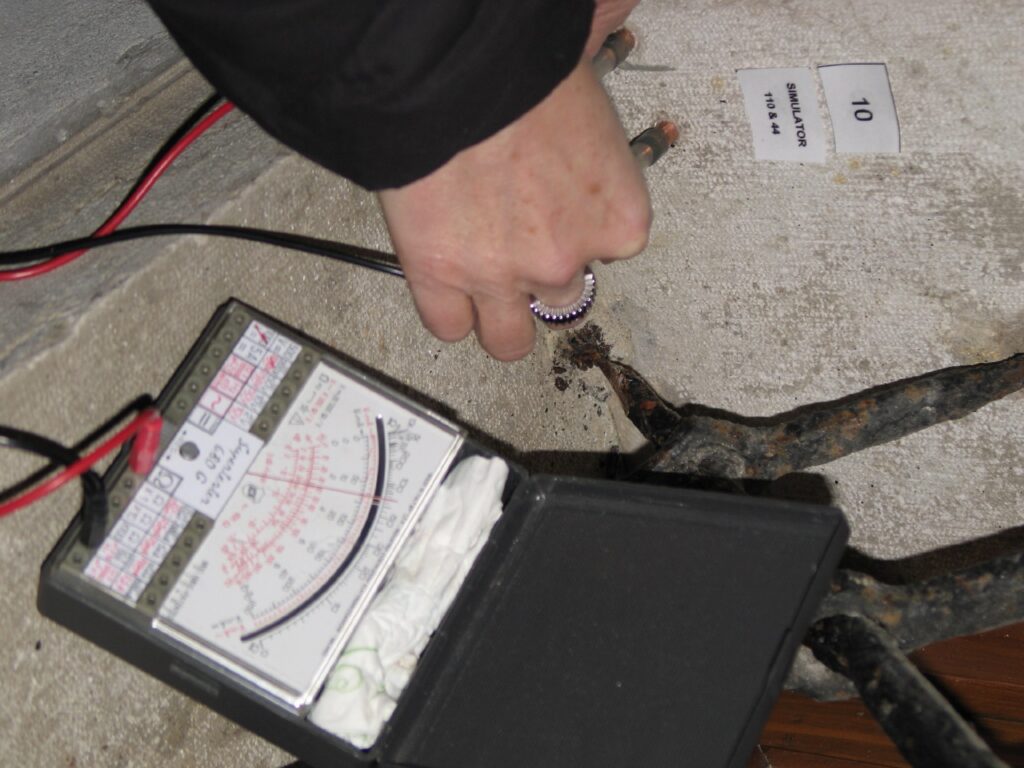 Test Di Resistenza Di Messa A Terra E Isolamento - Foto 5